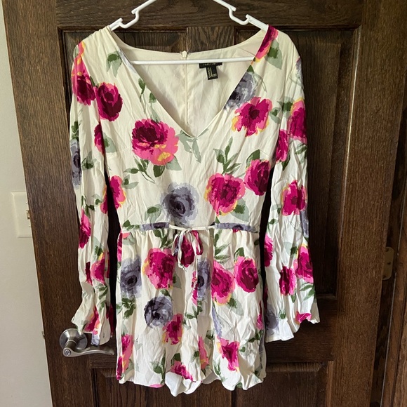 Forever 21 Dresses & Skirts - Forever 21 Floral Romper size medium